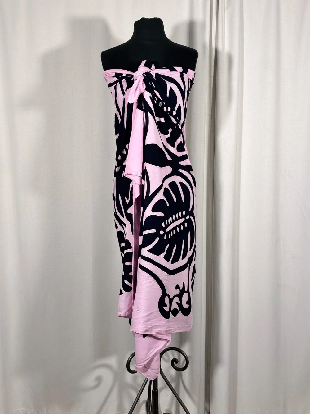 Lauhala Pink and Black Floral Sarong Wrap